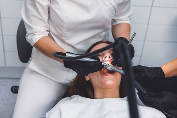 Best Holiday Emergency Dentist in Hope, AR